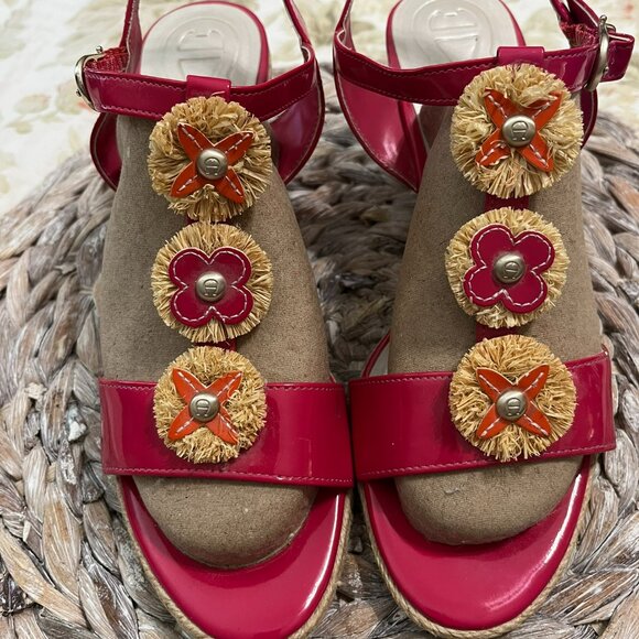 Etienne Aigner Pink Patent Leather Flower Embellished Espadrille Wedge Sandals 8 - Picture 1 of 13